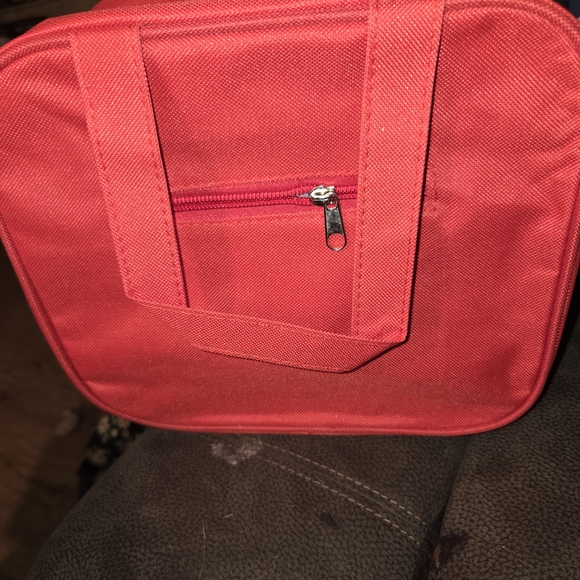 Hello Kitty Red Lunch Bag - Picture 3 of 5